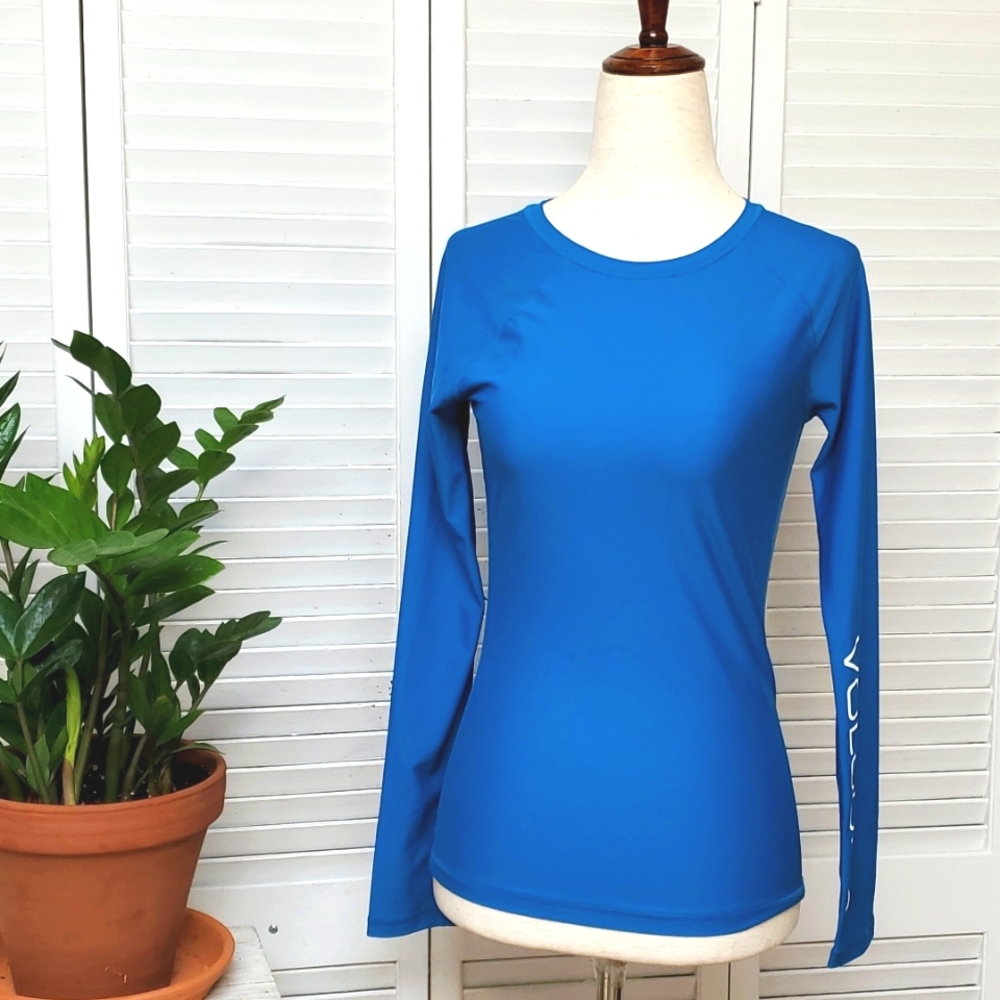 NWT Volcom Simply Solid Size S Ecco Swim Collection Top